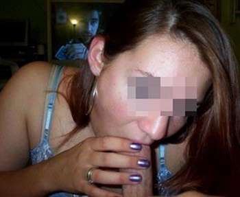 Fille baisable qui aime se faire défoncer la foufoune et les fesses sur Saint-Germain-lès-Corbeil