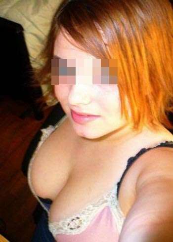 Je suis nymphomane et je recherche une séance de sexe