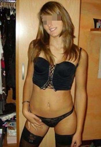 Je suis une obsédée de la baise et je serai ravie de me faire défoncer ma petite motte